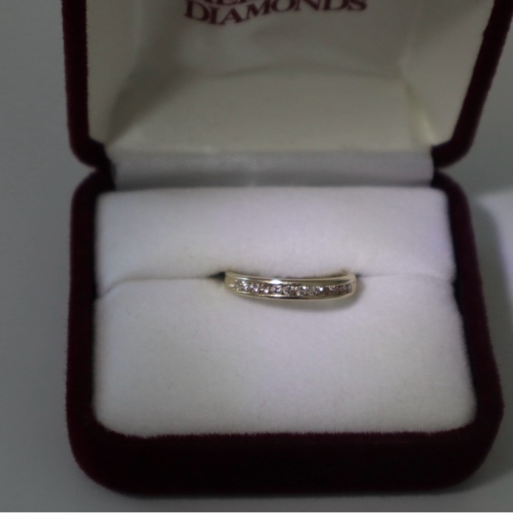 Diamond Ring: Natural Grown Diamonds, 10K Gold, 12 Round cut Diamonds in Place!